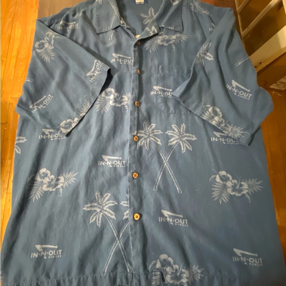 IN-N-OUT Burger Vintage Mens Button Down Short Sleeve Shirt Blue Hawaiian 2XL